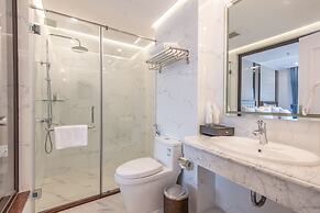 Reyna Luxury Hotel