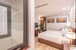 Reyna Luxury Hotel