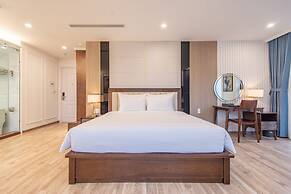 Reyna Luxury Hotel