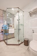 Reyna Luxury Hotel