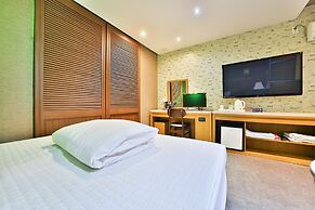 B&B HOTEL