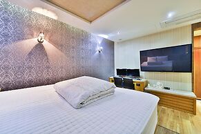 B&B HOTEL