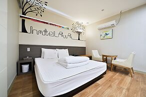 B&B HOTEL