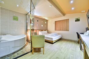 B&B HOTEL