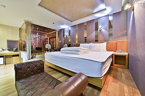 B&B HOTEL