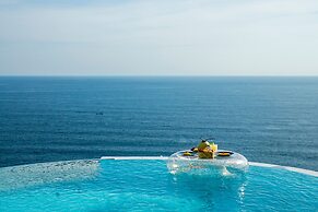 Private Jet Villa