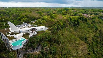 Private Jet Villa