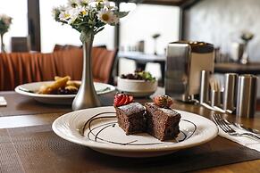 Manors Hotel