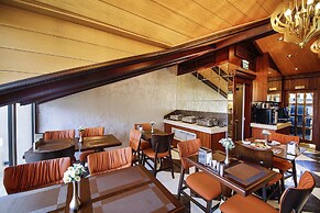 Manors Hotel