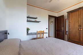 2439 Villa Maresole by Barbarhouse