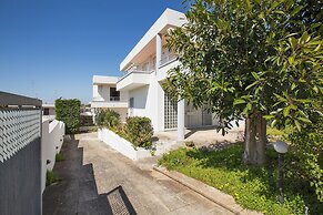2286 Casa Robi by Barbarhouse