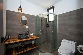 Yuli Hotel