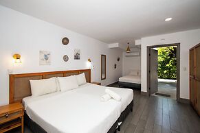 Yuli Hotel