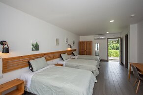 Yuli Hotel