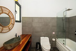 Yuli Hotel