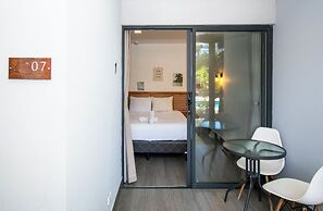 Yuli Hotel