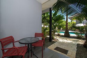 Yuli Hotel