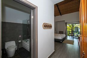 Yuli Hotel