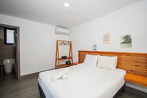Yuli Hotel