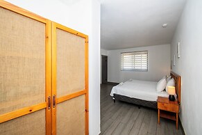 Yuli Hotel