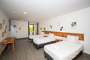 Yuli Hotel