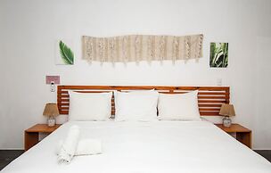 Yuli Hotel