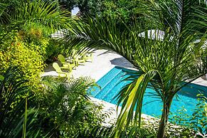 Yuli Hotel