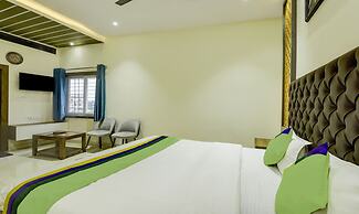 Treebo Winsome Resort With Swimming Pool
