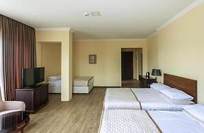 Hotel Beaumonde Garden