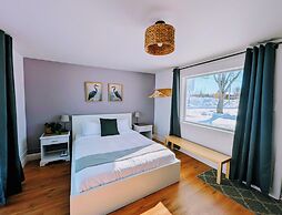La Plage Motel