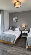 La Plage Motel