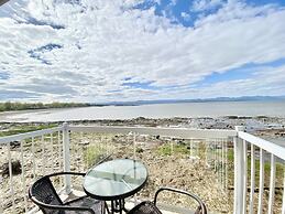 La Plage Motel