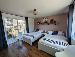 La Plage Motel