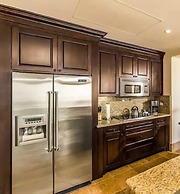 CONDO A BY TRVL2HM