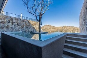 CONDO P1 BY TRVL2HM