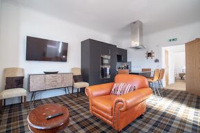 Gordonston Apartments