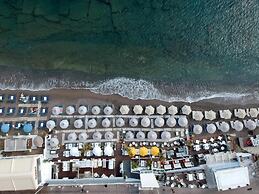 Kahlua Sea View Suites - Adults Only