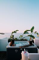 Kahlua Sea View Suites - Adults Only