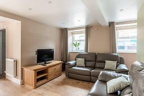 Beautiful 2-bed House in Egremont Milo's Place
