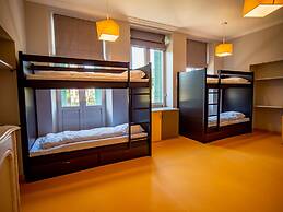 Banana's Camp - Hostel
