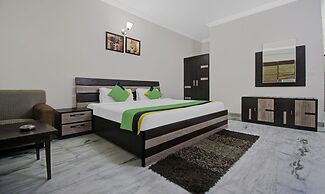 Treebo Maharaja Residency Family Hotel