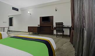 Treebo Maharaja Residency Family Hotel