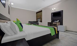 Treebo Maharaja Residency Family Hotel