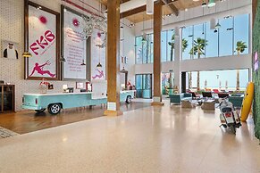 Fuwairit Kite Beach, Tapestry Collection By Hilton