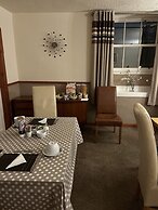 Roselodge Guest House