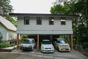 R-house 1st