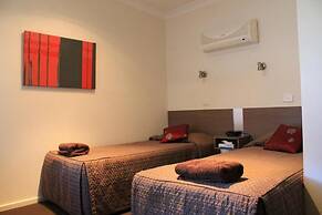 Chalambar Motel