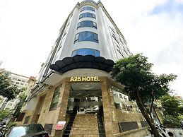 A25 Hotel - 193 Trung Kính
