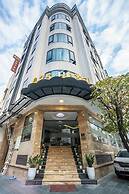A25 Hotel - 193 Trung Kính