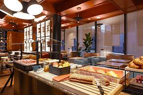 Adina Apartment Hotel Geneva